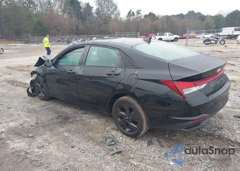 2023 Hyundai Elantra Sel z USA, uszkodzony, nr VIN 5NPLM4AG5PH114092